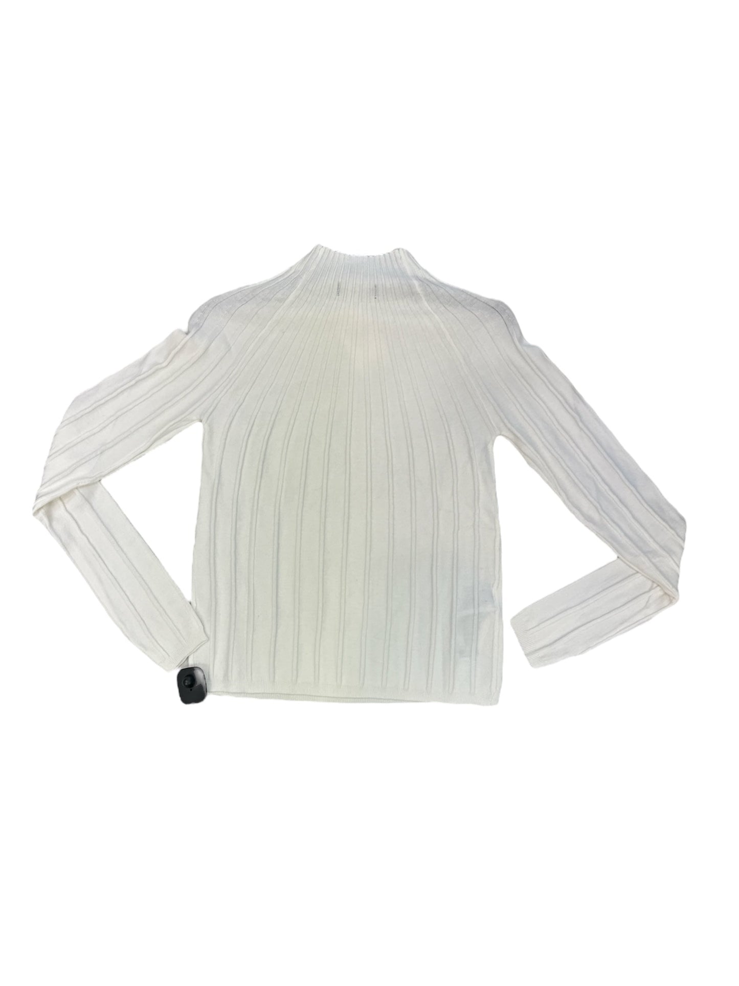 White Top Long Sleeve Mng, Size L