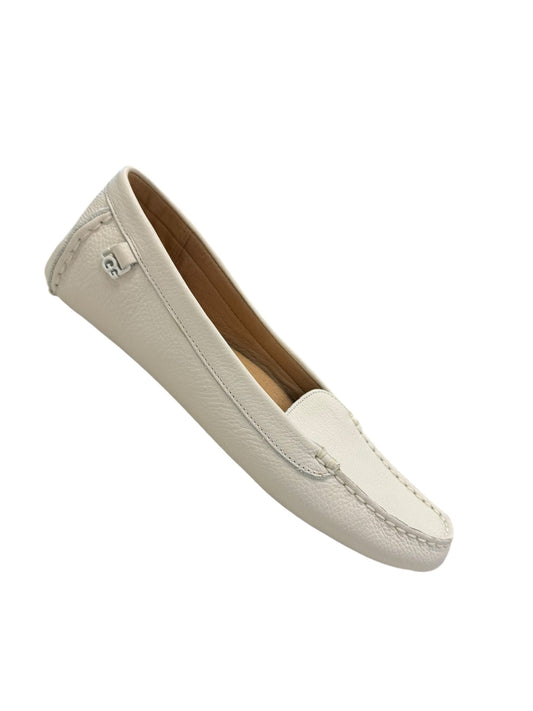 Shoes Flats By Ugg In White, Size: 8.5