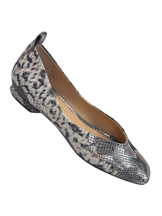 Shoes Flats By Franco Sarto In Snakeskin Print, Size: 7.5