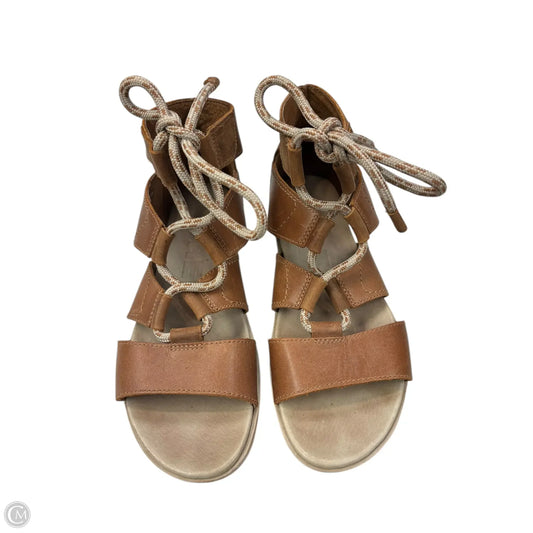 Sandals Flats By Sorel In Tan, Size: 9.5