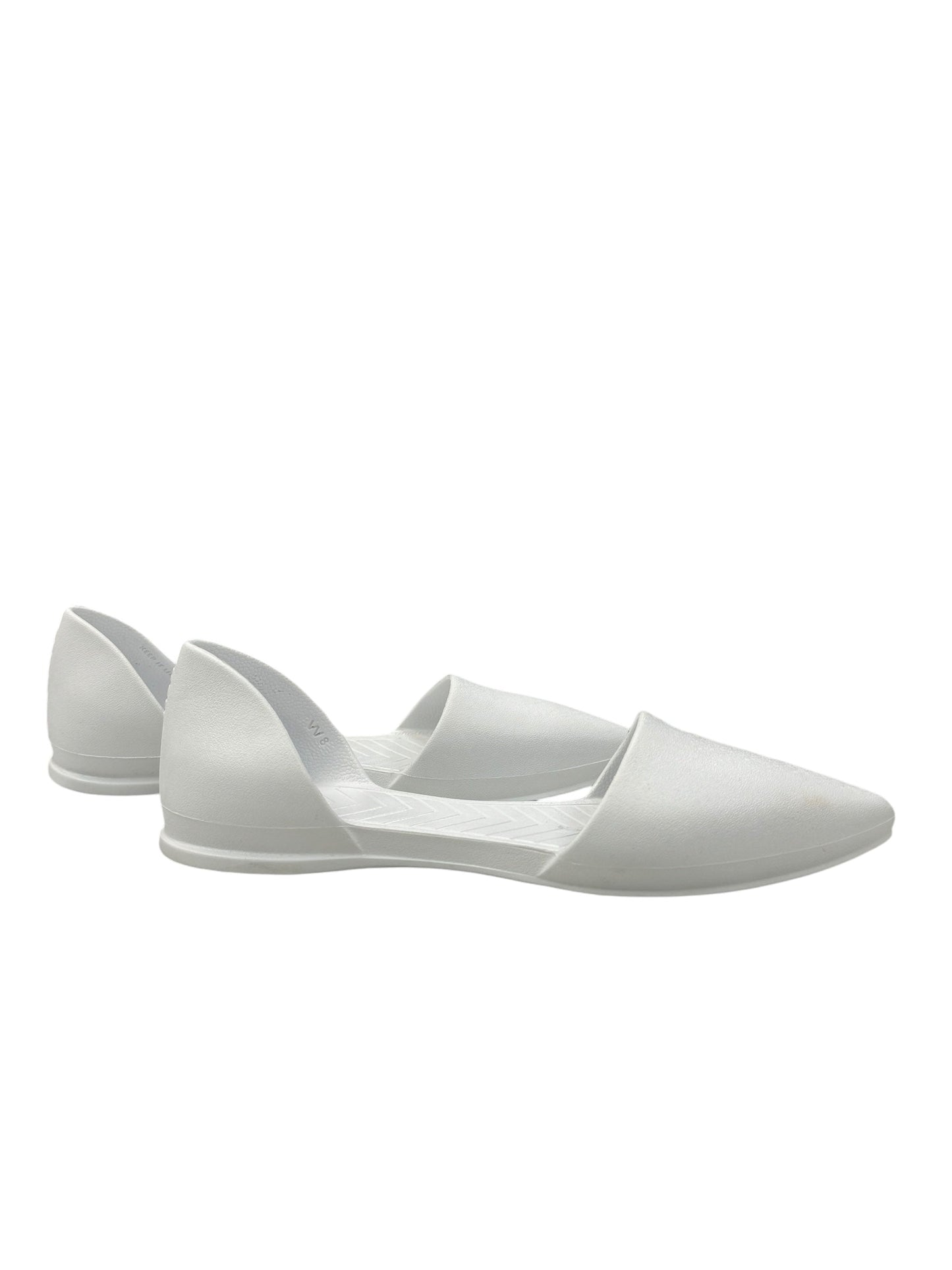 Shoes Sneakers By Cmb In White, Size: 8.5