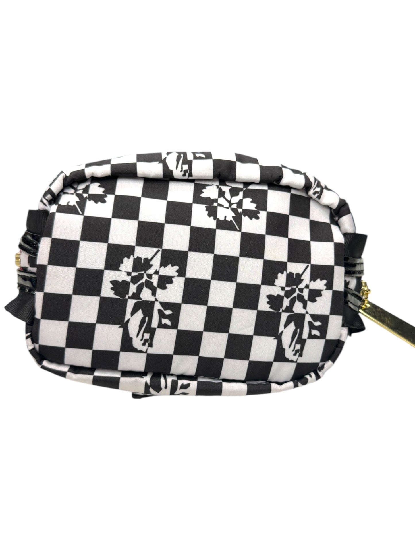 Makeup Bag By Betsey Johnson, Size: Small