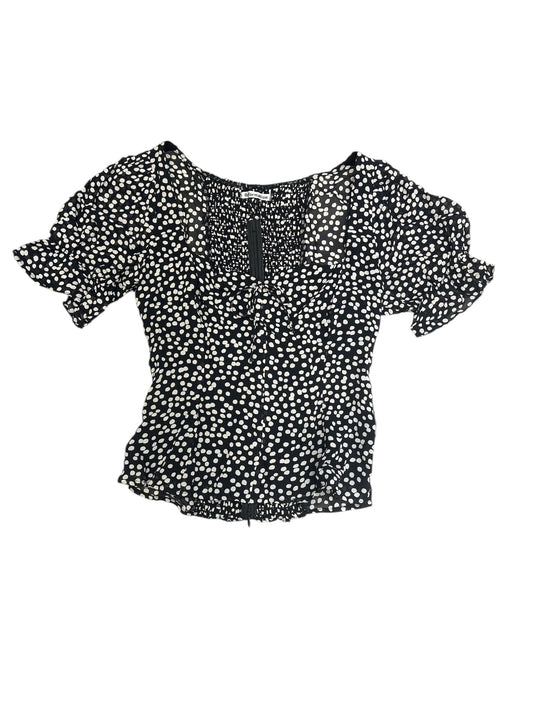 Top Short Sleeve By Reformation In Polkadot Pattern, Size: S