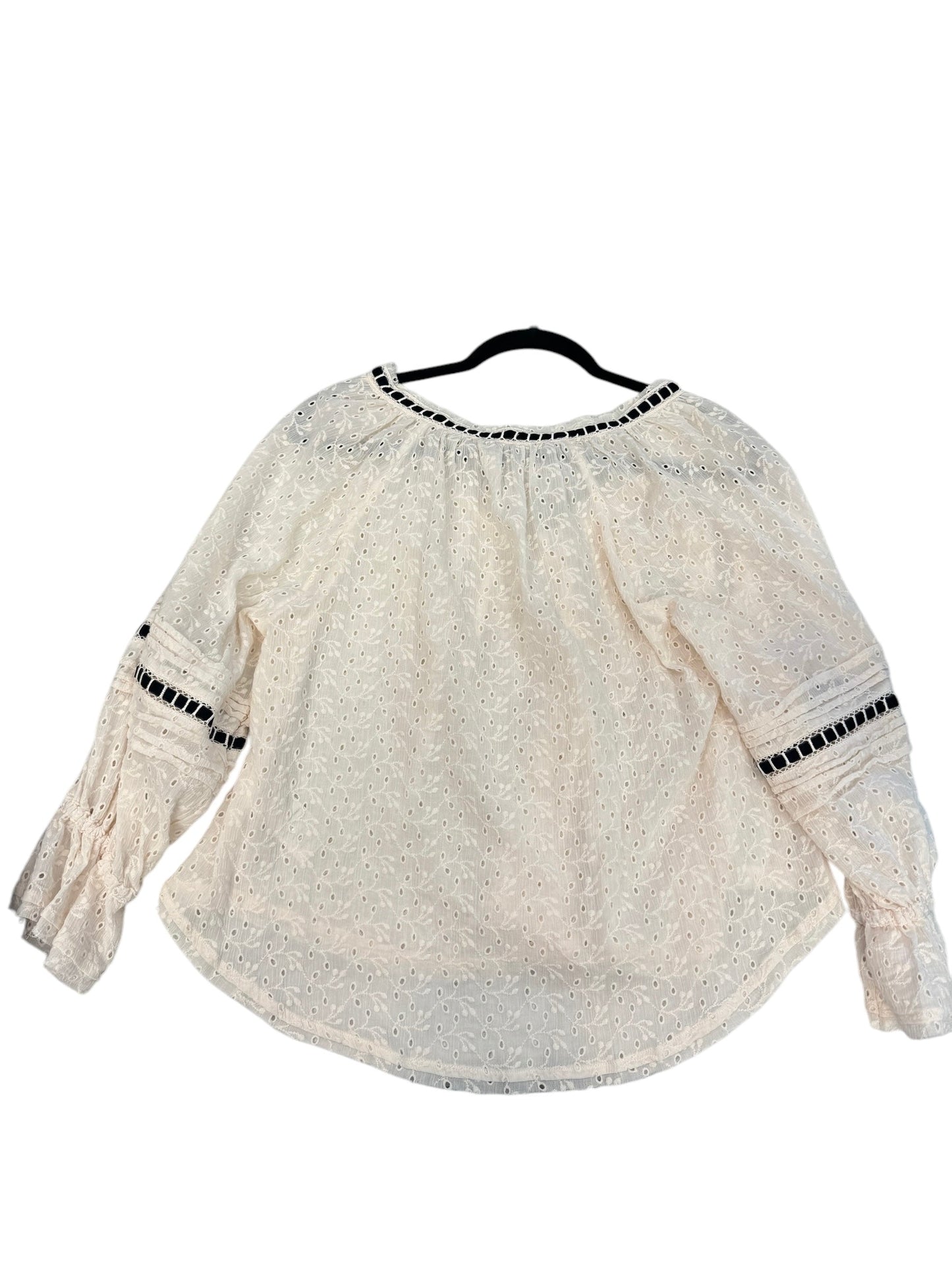 Top Long Sleeve By Free People In Cream, Size: S