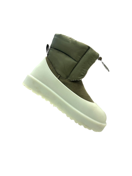 Green Boots Snow Ugg, Size 6