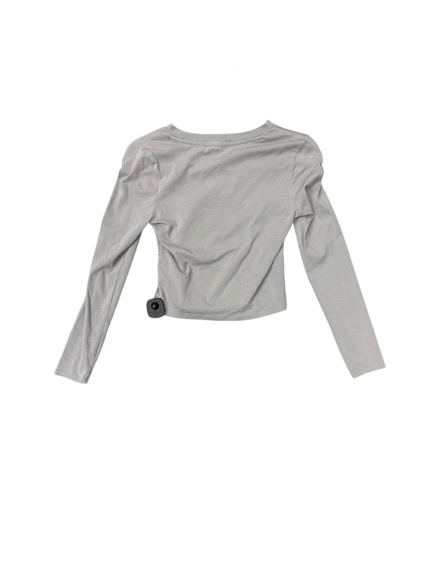 Top Long Sleeve By Madden Girl In Grey, Size: M