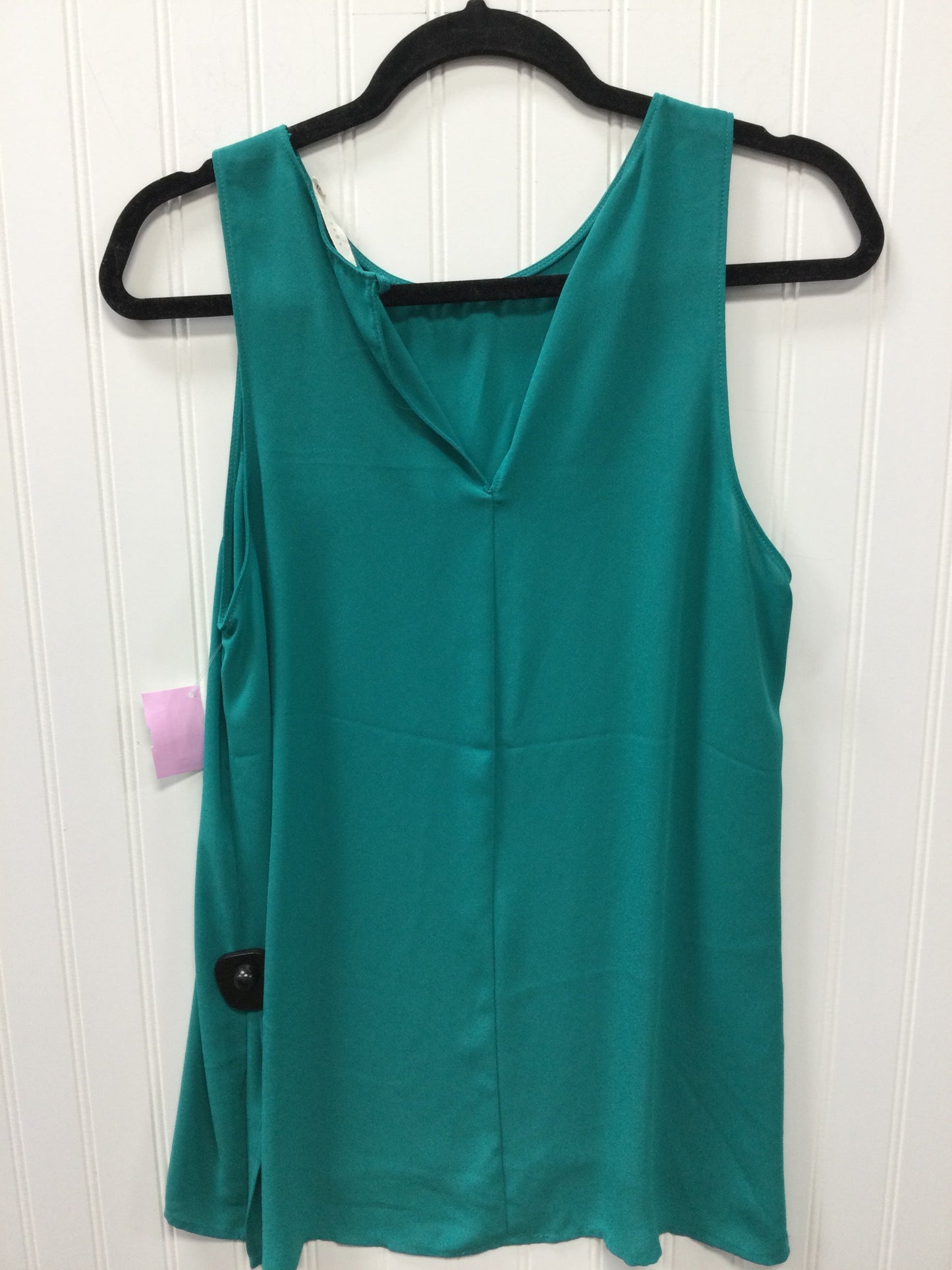Top Sleeveless By Lush In Green, Size:M