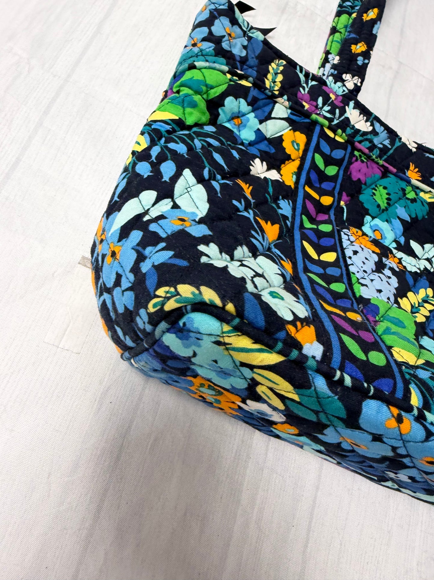 Handbag By Vera Bradley In Blue, Size:Medium