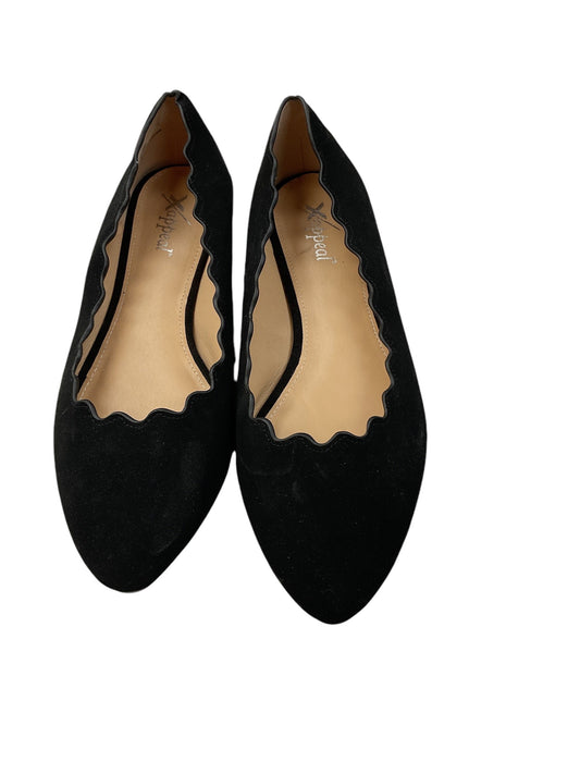 Shoes Flats By Cmf In Black, Size: 11