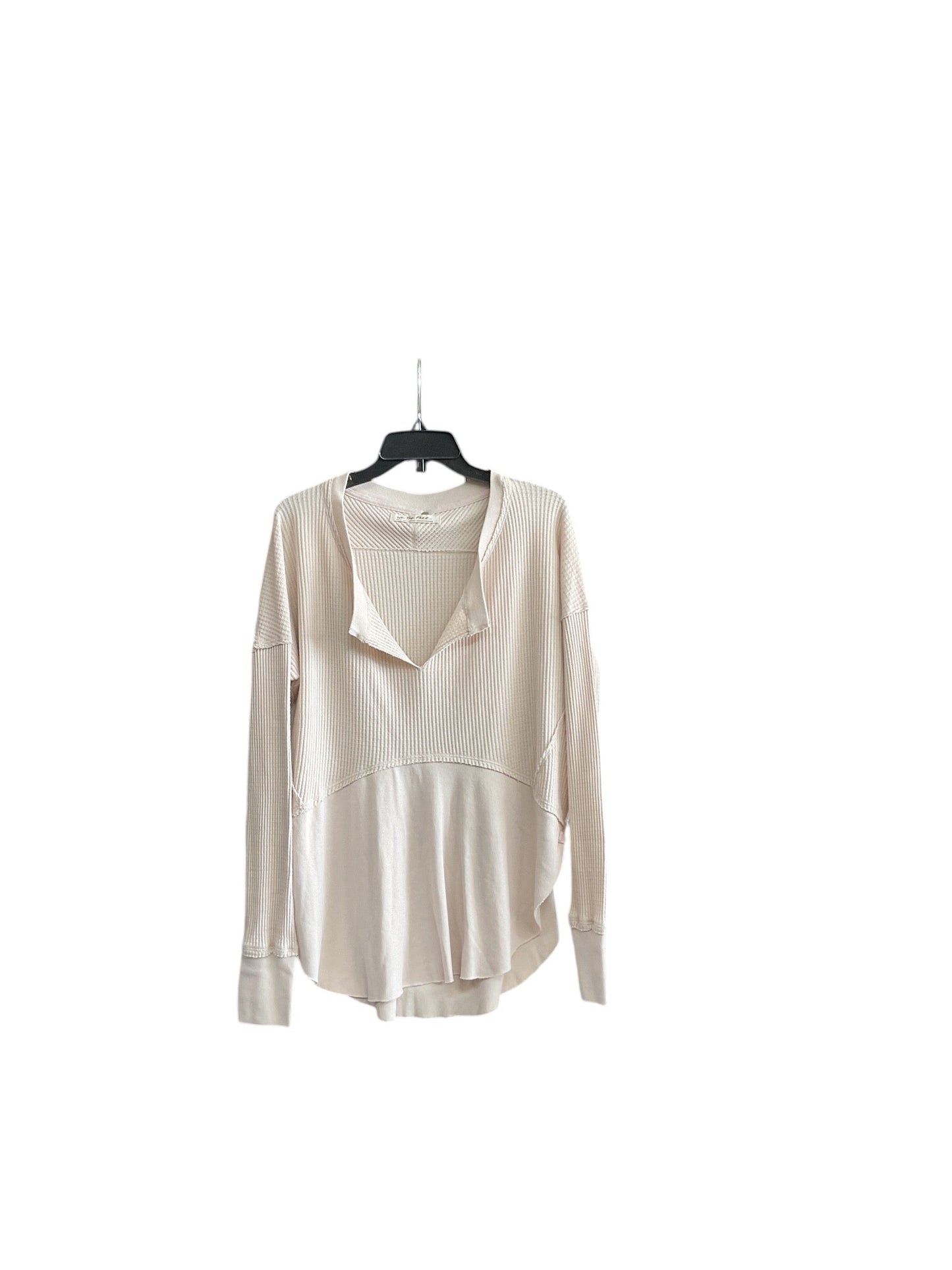 Top Long Sleeve By Free People In Ivory, Size: S