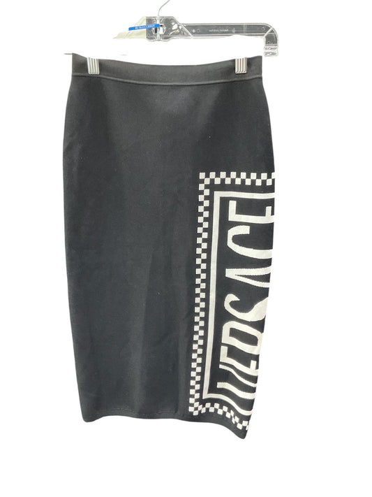 Skirt Luxury Designer By Versace In Black, Size: 2