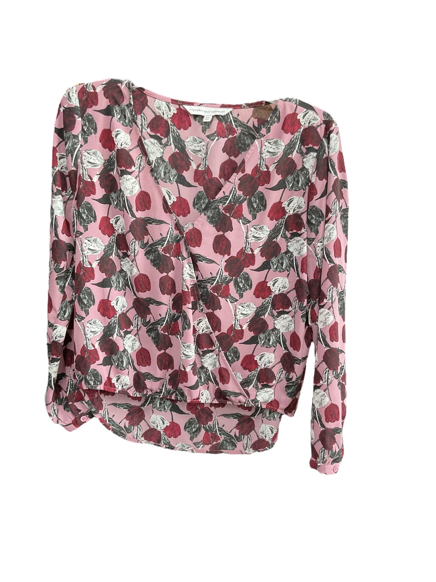 Blouse Long Sleeve By Cupcakes And Cashmere In Floral, Size: XS