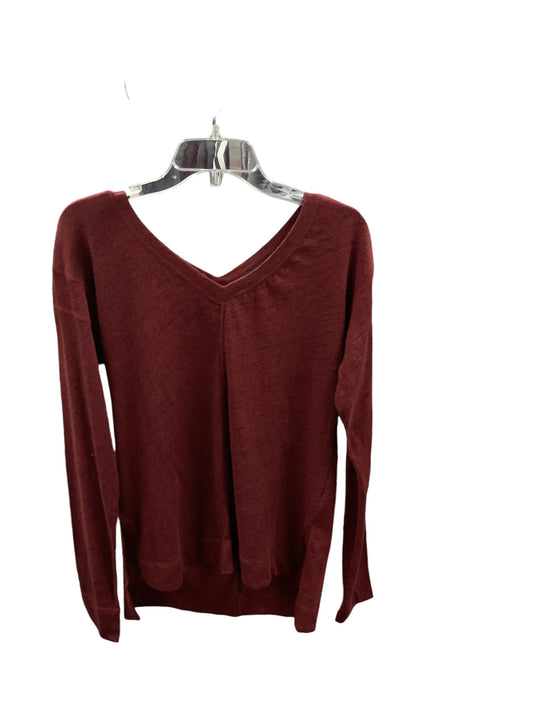 Athletic Top Long Sleeve Crewneck By Zella In Ruby, Size: S