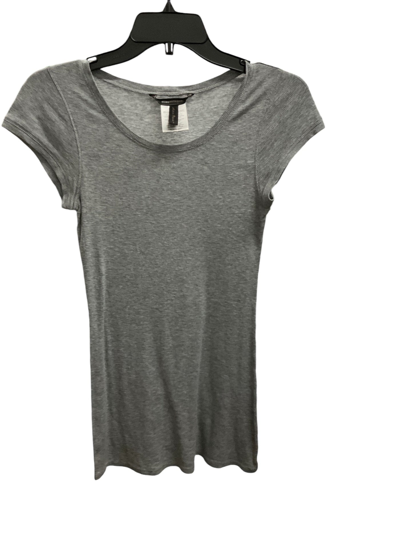 Top Short Sleeve By Bcbgmaxazria In Grey, Size: S