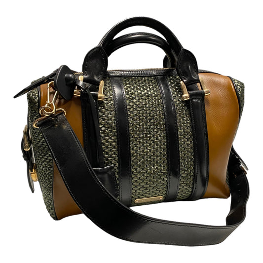 Handbag LUXURY Designer By Burberry  Size: Large