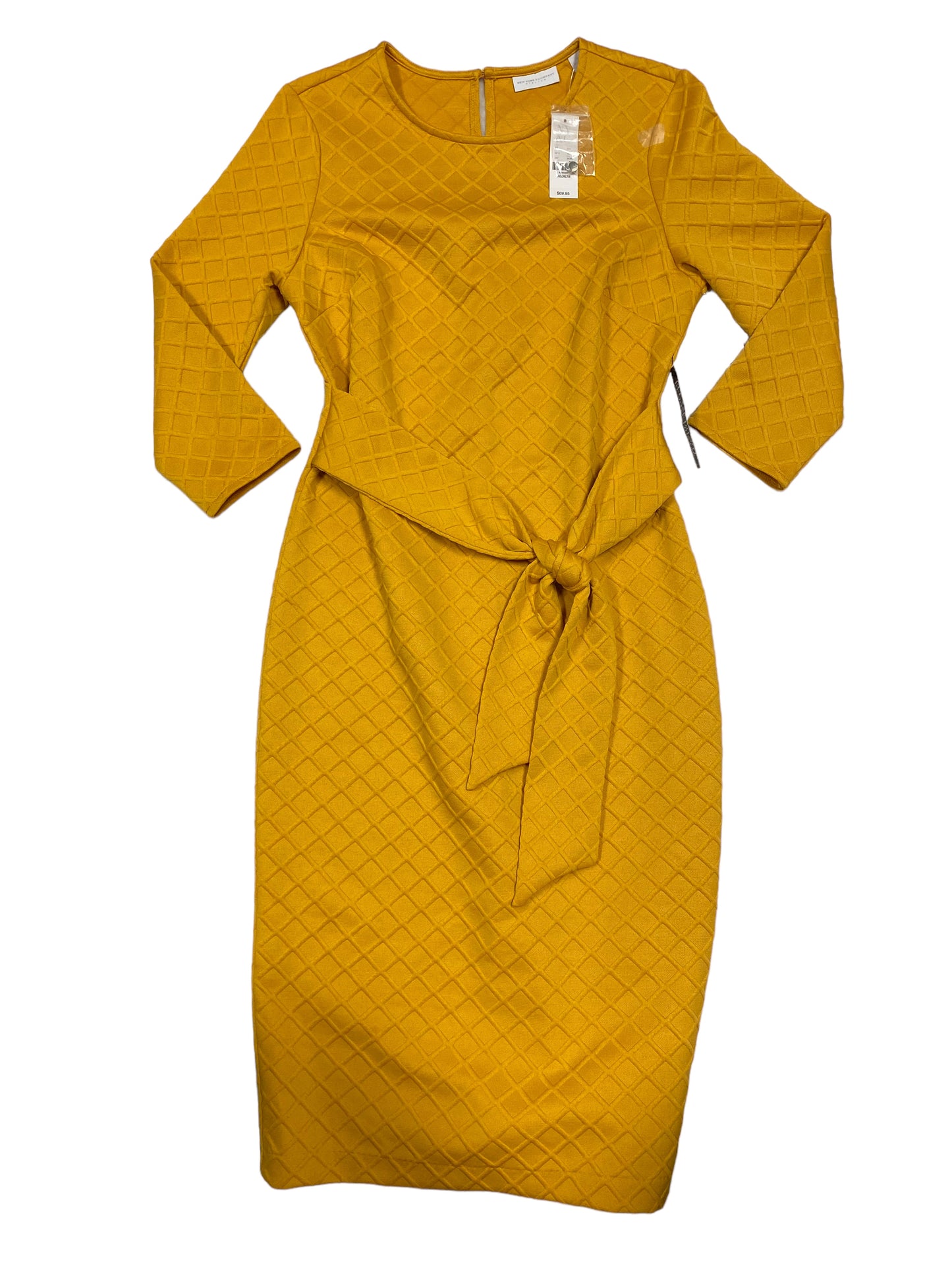 Dress Casual Short By New York And Co In Yellow, Size: M