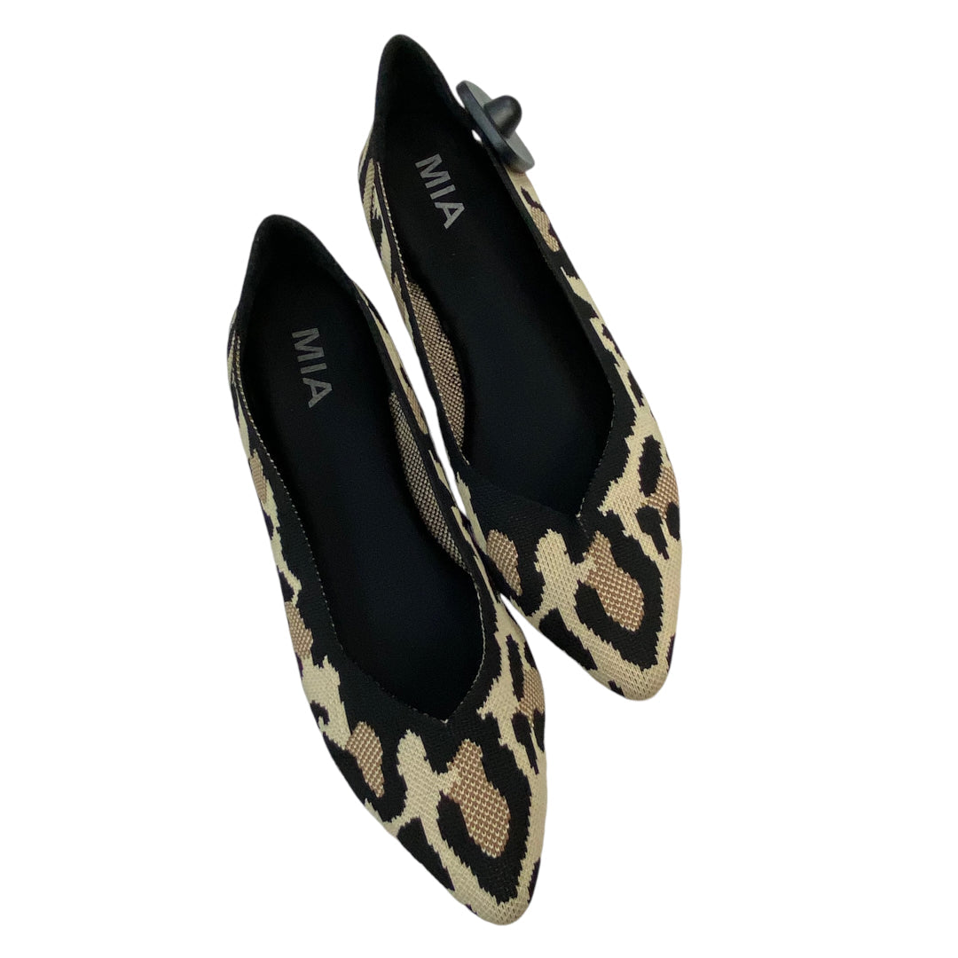 Shoes Flats By Mia In Animal Print, Size: 10