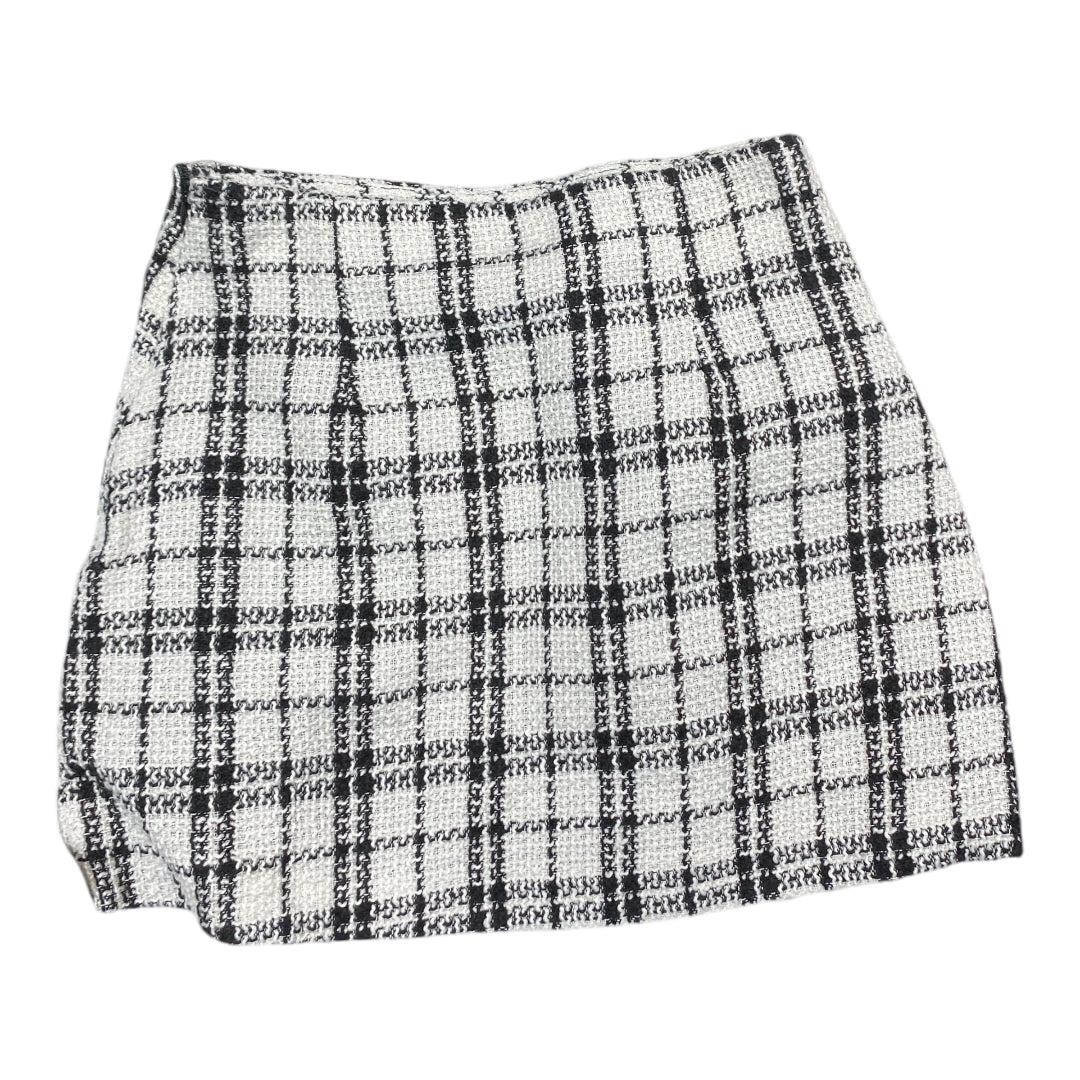 Skirt Mini & Short By Lulus In Black & White, Size: S