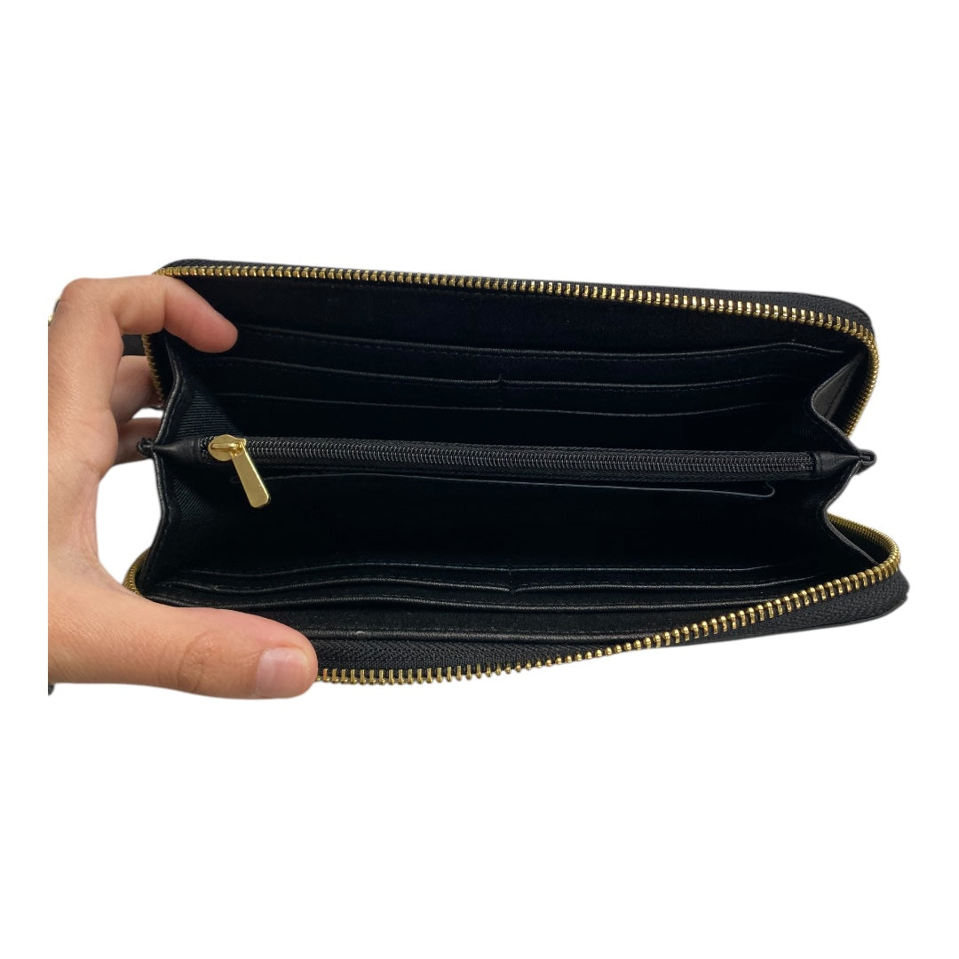 Wallet By Clothes Mentor, Size: Large