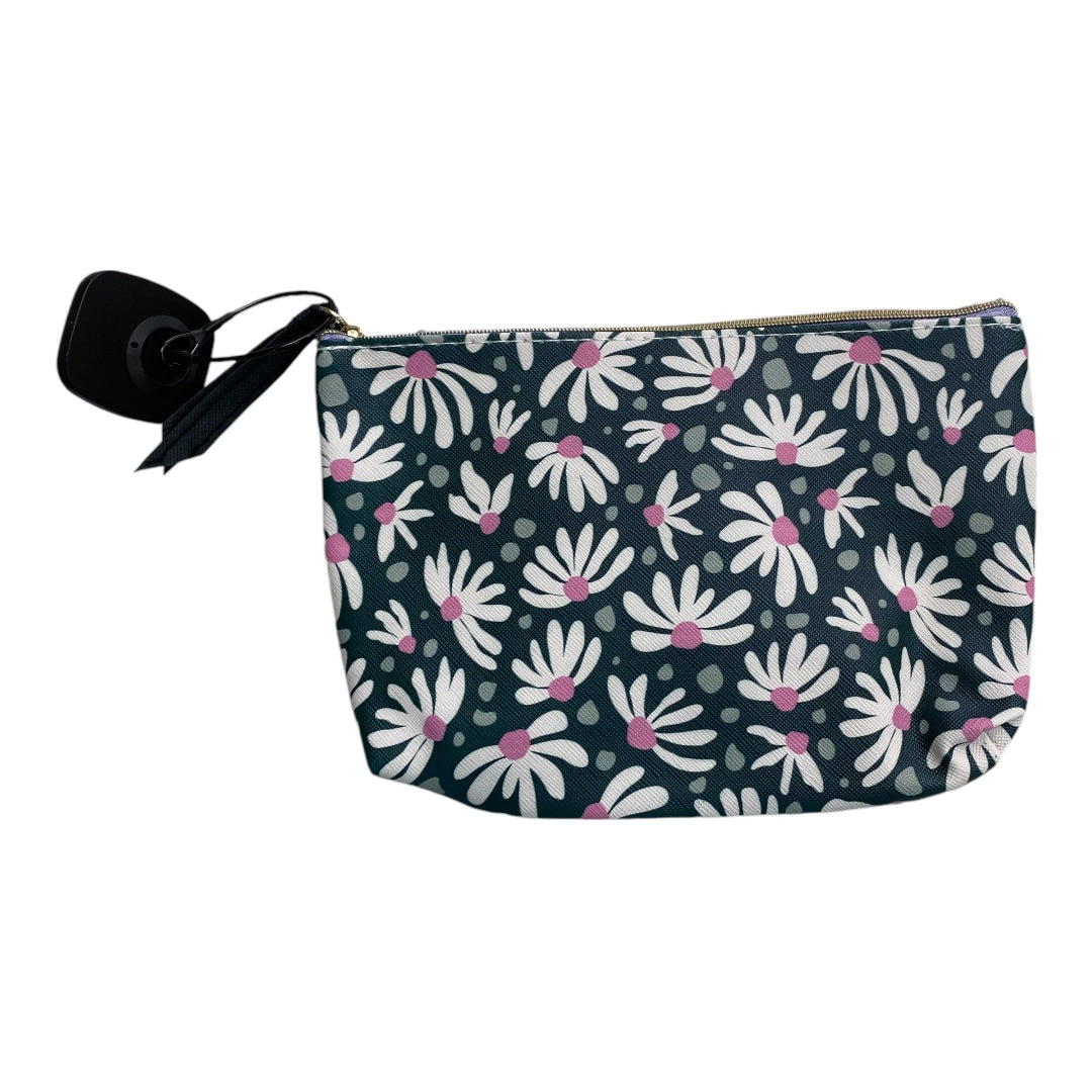 Makeup Bag By Cmc, Size: Medium