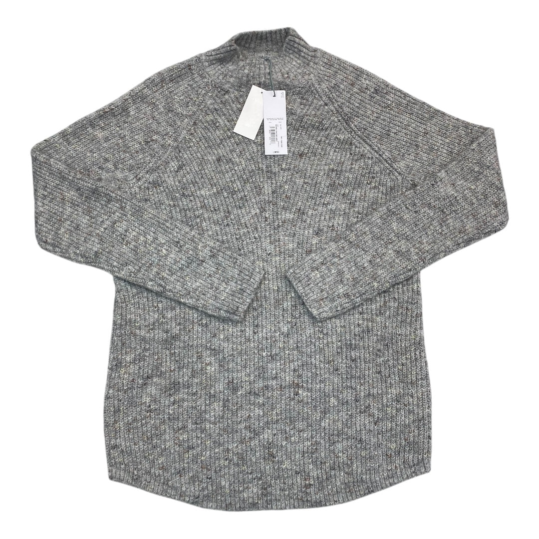 Sweater By Liz Claiborne In Grey, Size: L