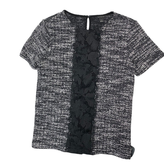 Top Short Sleeve By Ann Taylor In Black & White, Size: S