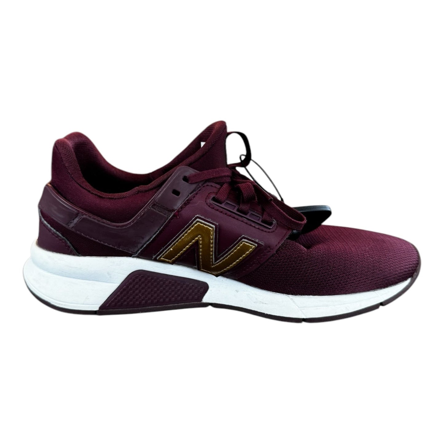 Shoes Athletic By New Balance In Maroon, Size: 9