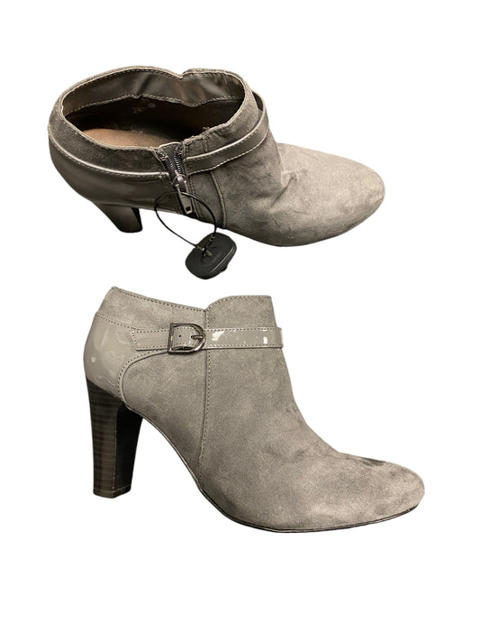 Boots Ankle Heels By Karen Kane In Grey, Size: 8.5