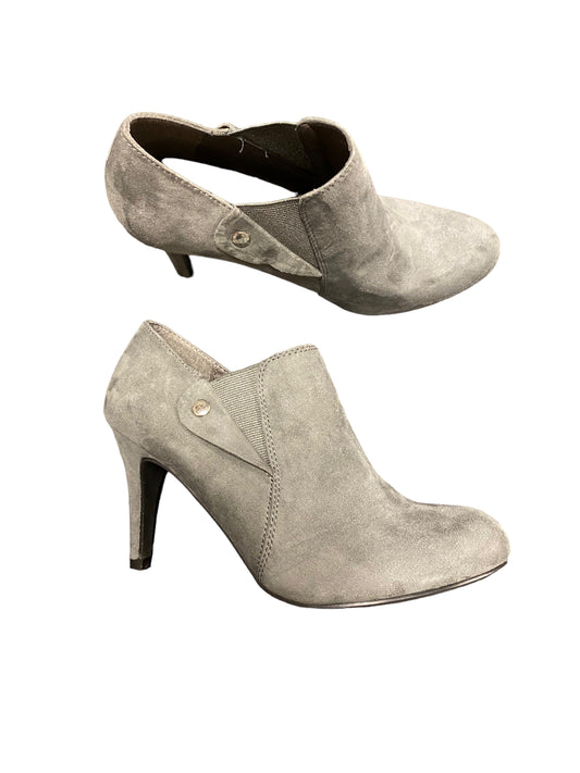 Shoes Heels Stiletto By Covington In Grey, Size: 8