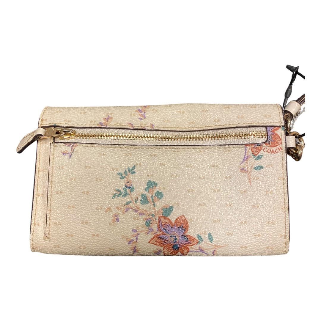 Wristlet Designer By Coach, Size: Medium