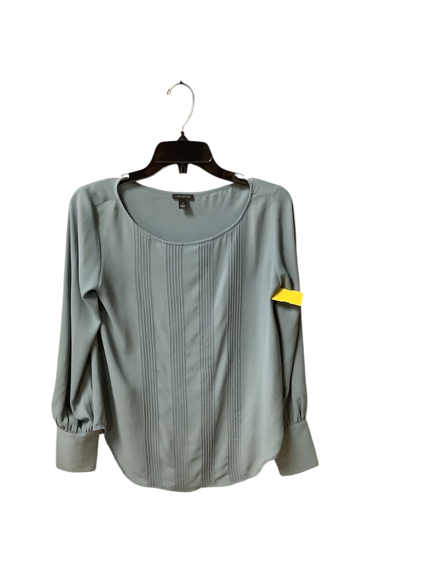 Top Long Sleeve By Ann Taylor In Grey, Size: Xs