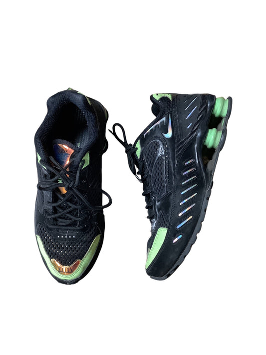 Shoes Athletic By Nike In Black & Green, Size: 7.5