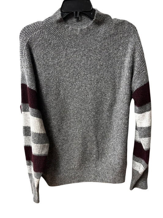 Sweater By Nine West In Grey, Size: M