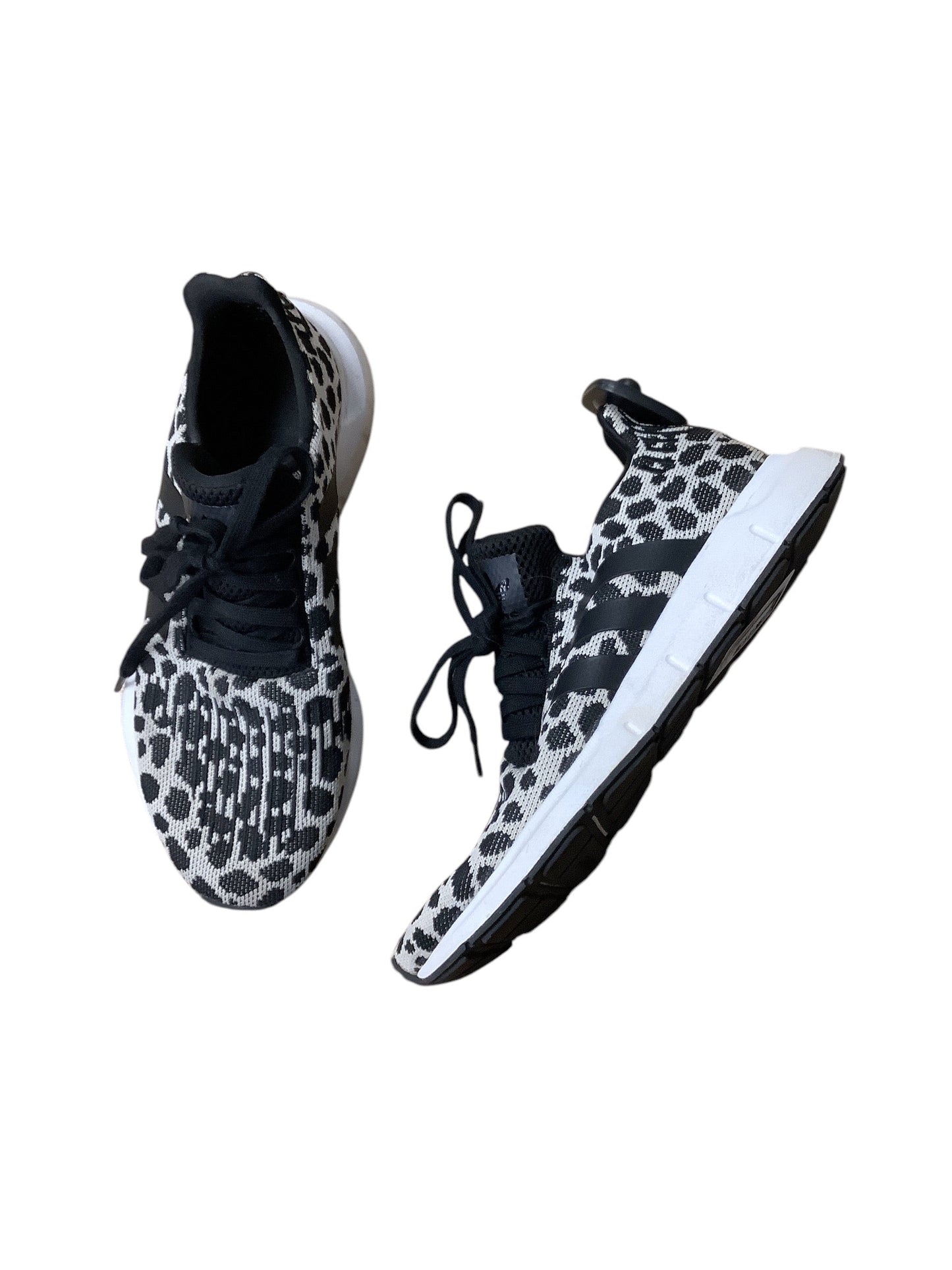 Shoes Athletic By Adidas In Animal Print, Size: 8.5