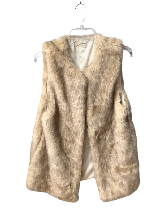 Vest Faux Fur & Sherpa By Universal Thread In Tan, Size: Osfm