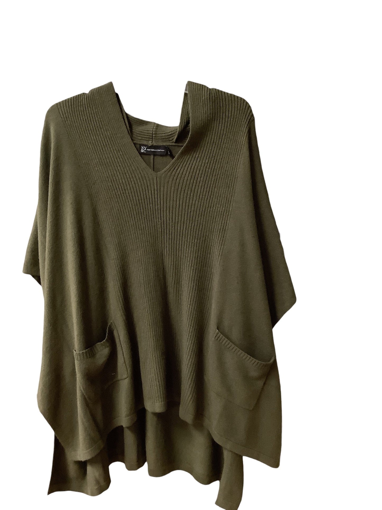 Poncho By New York And Co In Green, Size: Xl