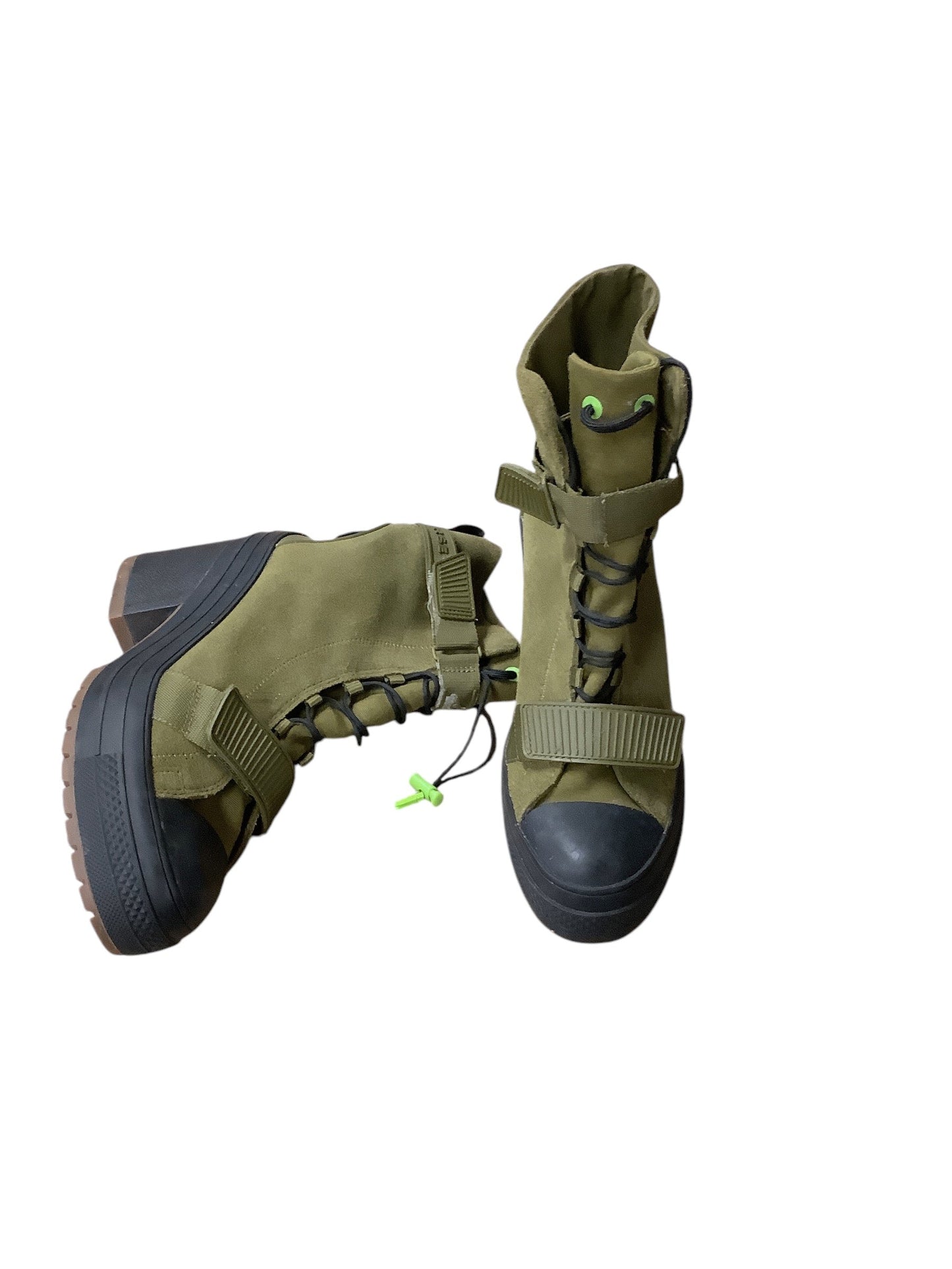 Boots Hiking By Clothes Mentor In Green, Size: 9