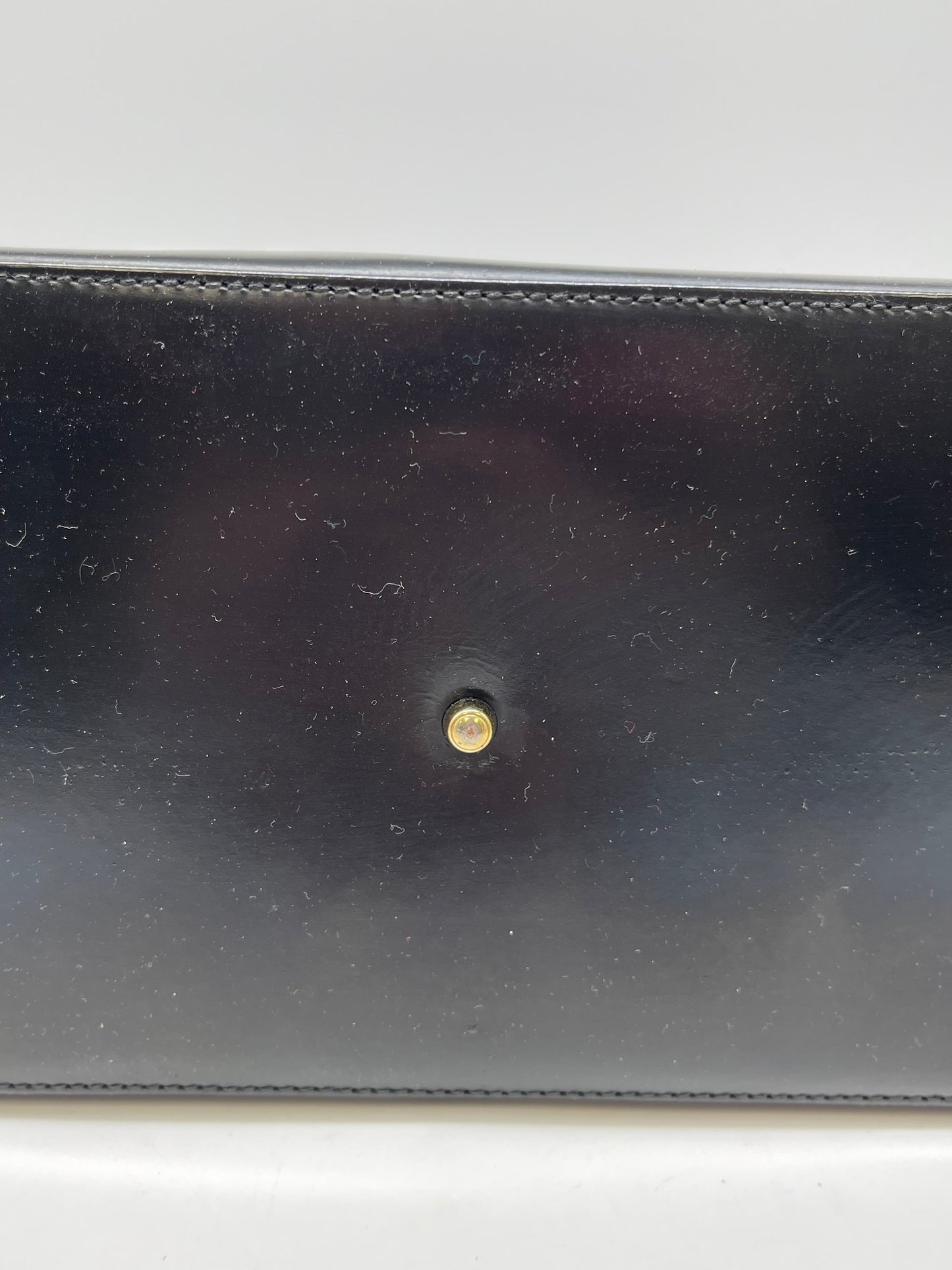 Handbag Luxury Designer By Gucci, Size: Medium