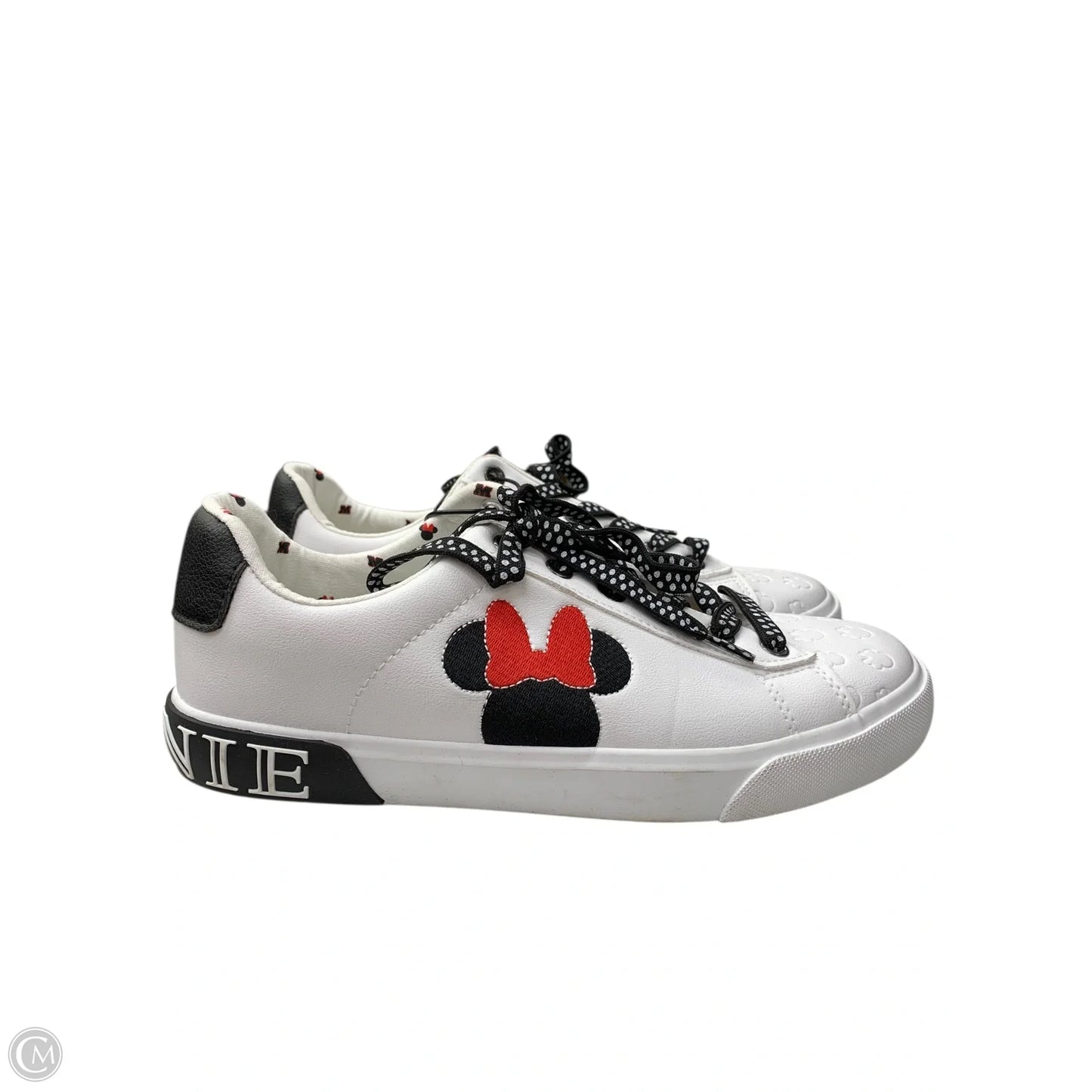 Shoes Sneakers By Cmc In White, Size: 8.5