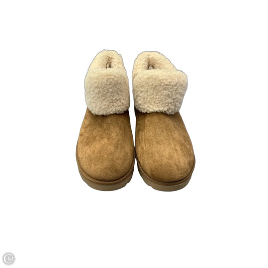 Boots Ankle Flats By Clothes Mentor In Brown & Cream, Size: 10