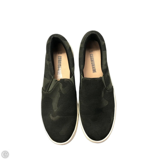 Shoes Flats By Cushionaire In Camouflage Print, Size: 6.5