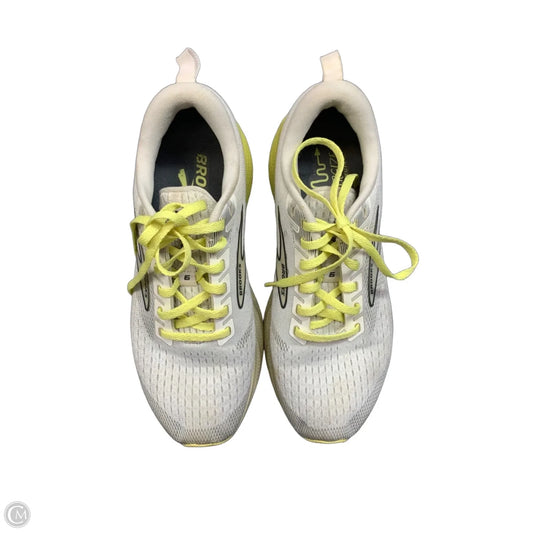 Shoes Sneakers By Brooks In Yellow, Size: 7.5