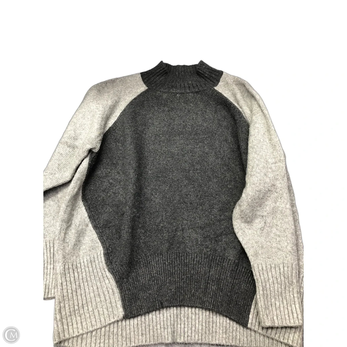 Sweater By Clothes Mentor In Grey, Size: Xl