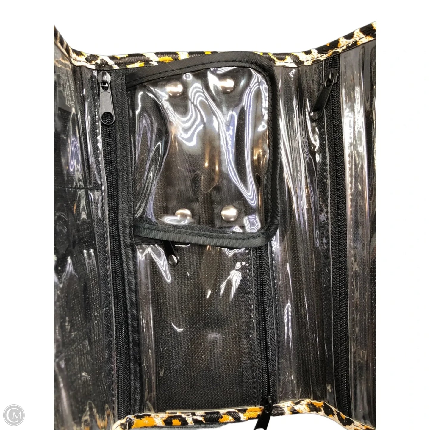 Wallet By Clothes Mentor, Size: Medium