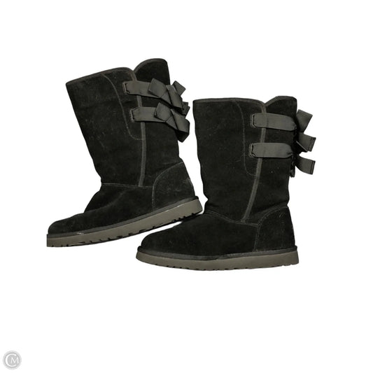 Boots Designer By Ugg In Black, Size: 8