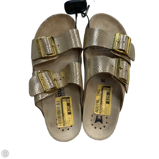 Sandals Flats By Mephisto In Gold, Size: 5.5