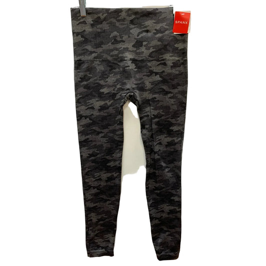 Athletic Leggings By Spanx In Camouflage Print, Size: 1x