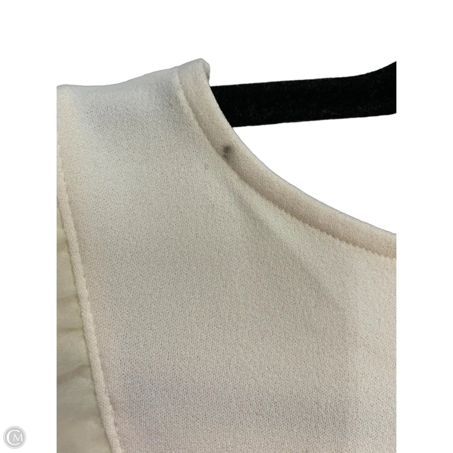 Top Short Sleeve By Express In Cream, Size: M