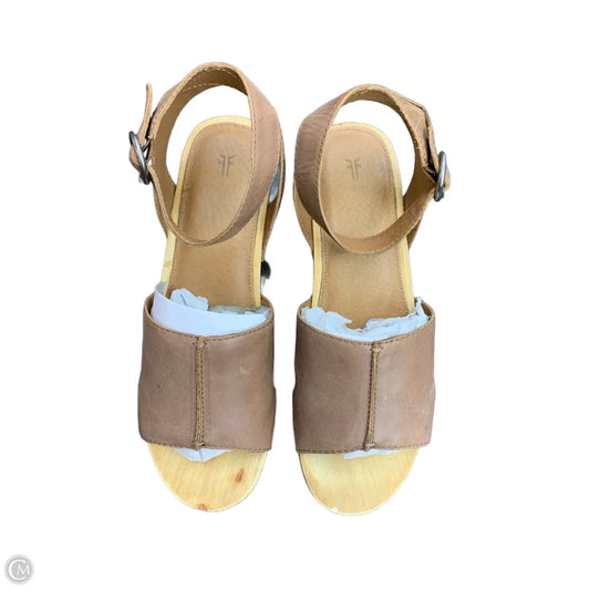Sandals Designer By Frye In Brown, Size: 9