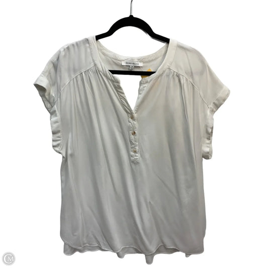 Top Sleeveless By Rose And Olive In White, Size: 1x